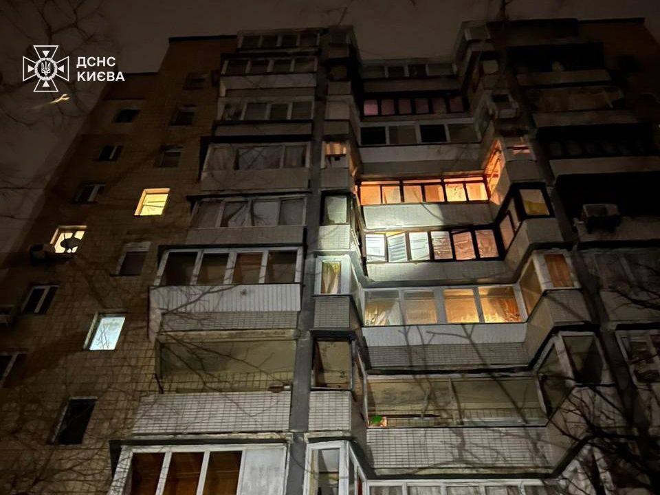 rusya ukraynayi iha ve balistik fuzelerle vurdu 2 olu 20 yarali 0 VaCl2s1Y