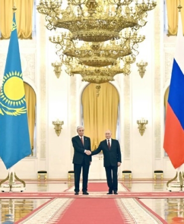 rusya-ve-kazakistan-iliskilerini-kapsamli-stratejik-ortaklik-seviyesine-cikardi-appaEpua.jpg
