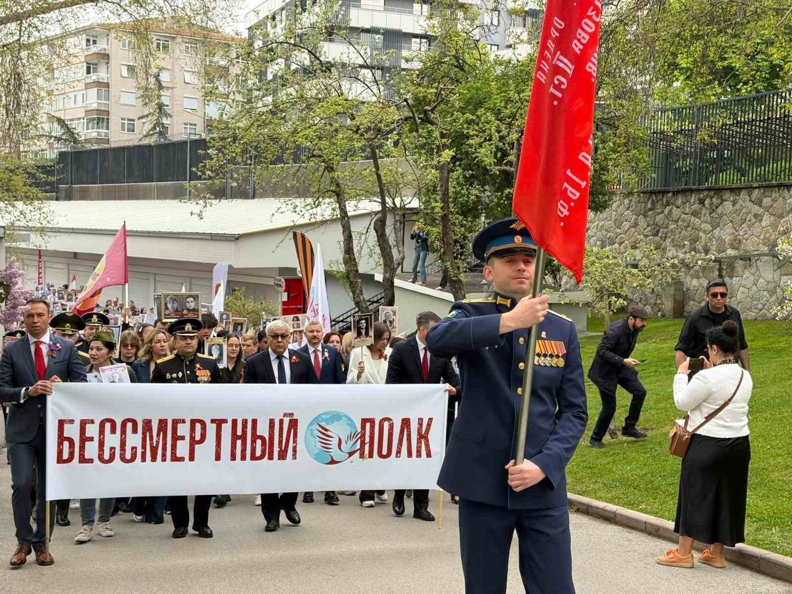 Rusya’nın Ankara Büyükelçiliği’nde "Zafer Günü" kutlandı 4 rusyanin ankara buyukelciliginde zafer gunu kutlandi 0 GmqE2OH2