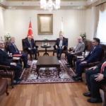 rusyanin-turkiye-buyukelcisi-vershinin-diyanet-islere-baskani-arpagus-ile-bir-araya-geldi-U3OgPn48.jpg