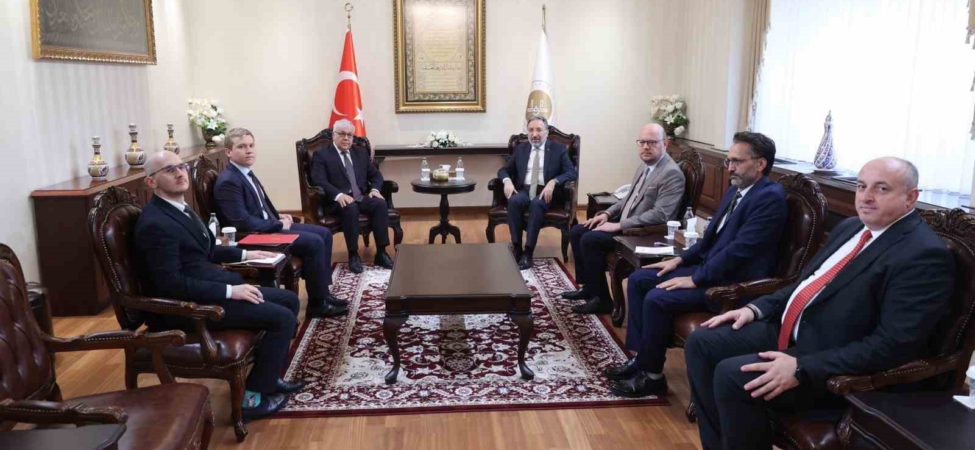 rusyanin-turkiye-buyukelcisi-vershinin-diyanet-islere-baskani-arpagus-ile-bir-araya-geldi-U3OgPn48.jpg