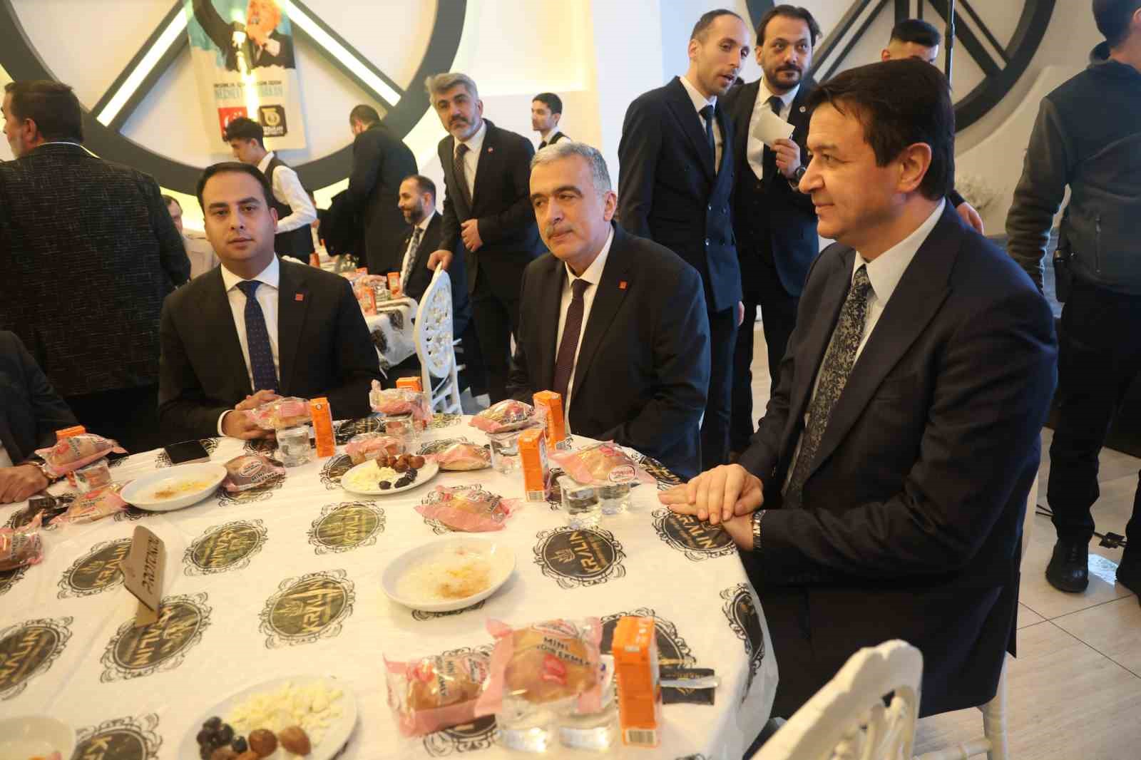 saadet partisinden geleneksel konya iftari programi 1 shacsVVM
