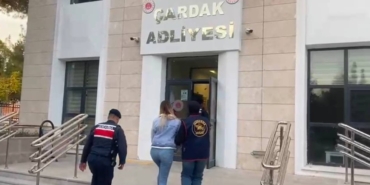 sabikali-sevgili-kadin-gardiyana-yapay-zekayla-olusturdugu-goruntuyle-santaj-yapti-j2muNDOT.jpg
