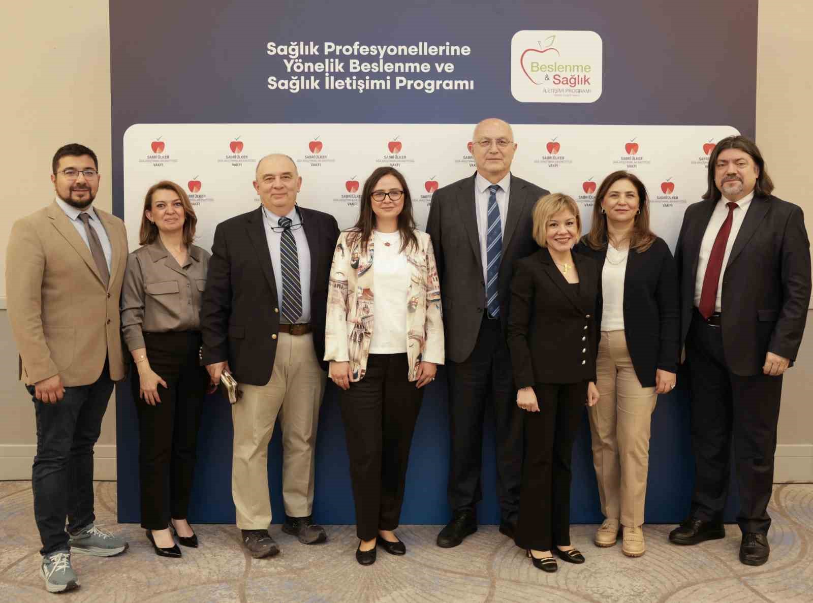 Sabri Ülker Vakfı’nın beslenme ve sağlık iletişimi programı kapsamında binlerce hekim ve eczacıya ulaşıldı 5 sabri ulker vakfinin beslenme ve saglik iletisimi programi kapsaminda binlerce hekim ve eczaciya ulasildi 1b2YpCV1