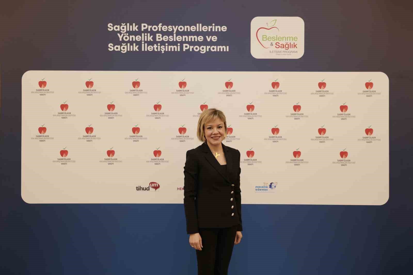 Sabri Ülker Vakfı’nın beslenme ve sağlık iletişimi programı kapsamında binlerce hekim ve eczacıya ulaşıldı 4 sabri ulker vakfinin beslenme ve saglik iletisimi programi kapsaminda binlerce hekim ve eczaciya ulasildi 8ybzygOd