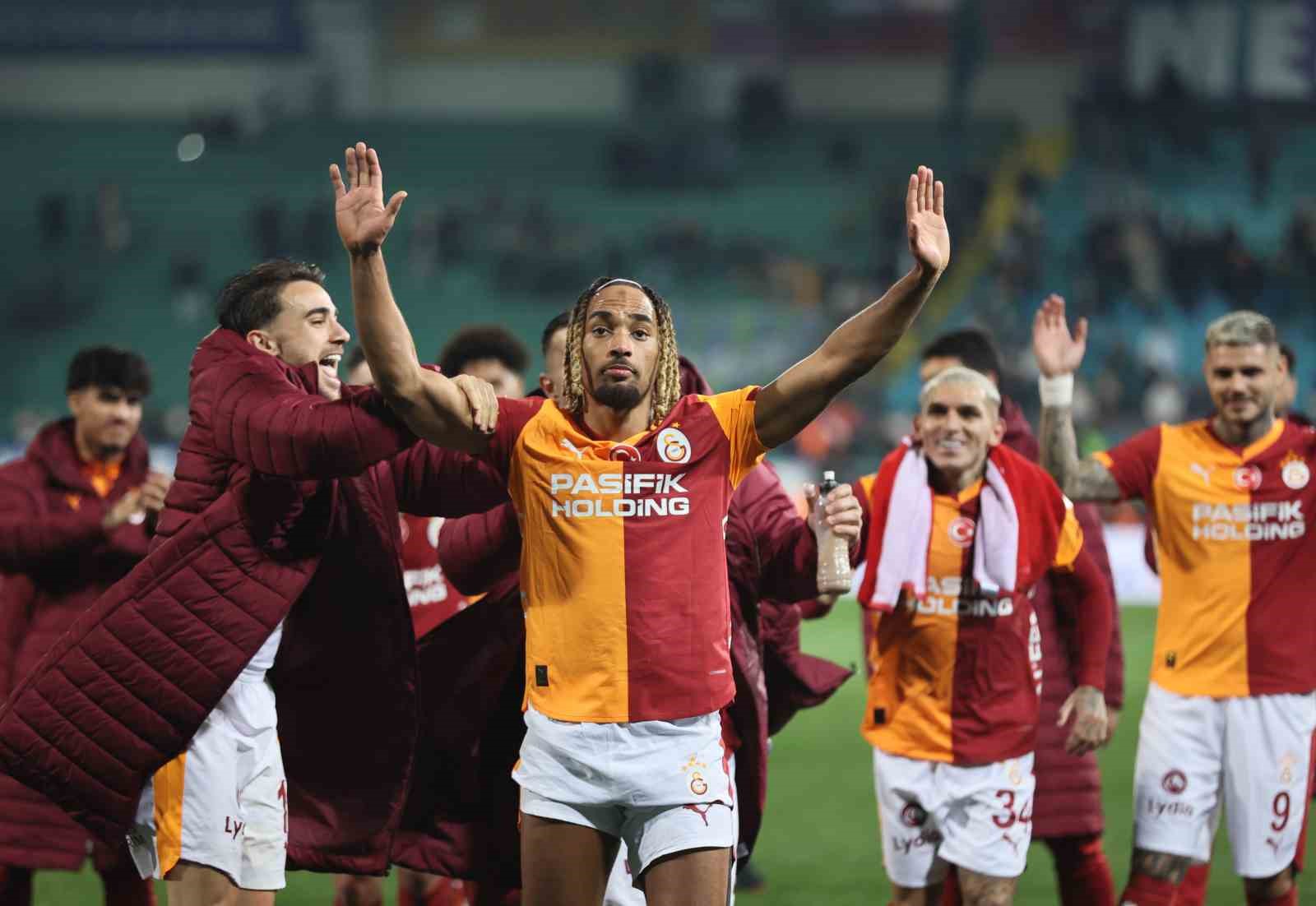 sacha boey 749 gun sonra galatasaray formasiyla 1
