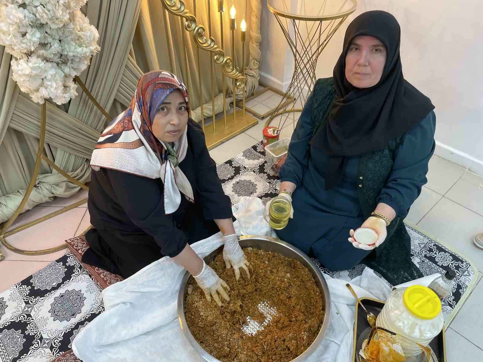 sadece kadinlara ozel kafe acti anneler gununde doyasiya eglendiler 4 9nQMZPsS
