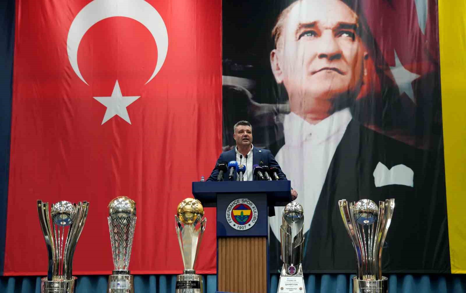 Sadettin Saran: "İnşallah çok daha fazla kupalar alacağız" 22 sadettin saran insallah cok daha fazla kupalar alacagiz 18