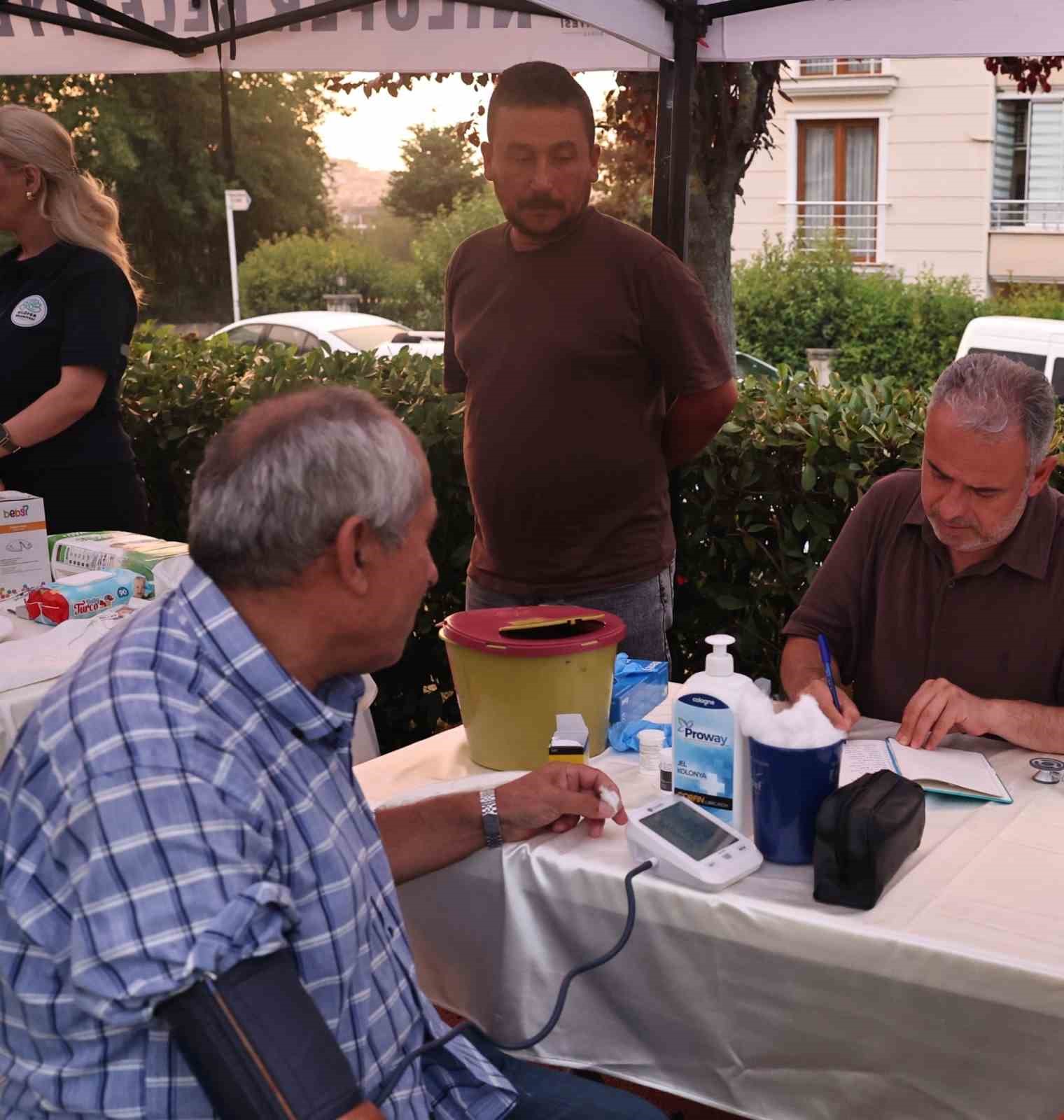 sadi baskanla aksam cayi bulusmalari odunlukta basladi 5 9ZrwP4Rh