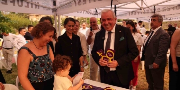 sadi-baskanla-aksam-cayi-bulusmalari-odunlukta-basladi-jxeDJind.jpg