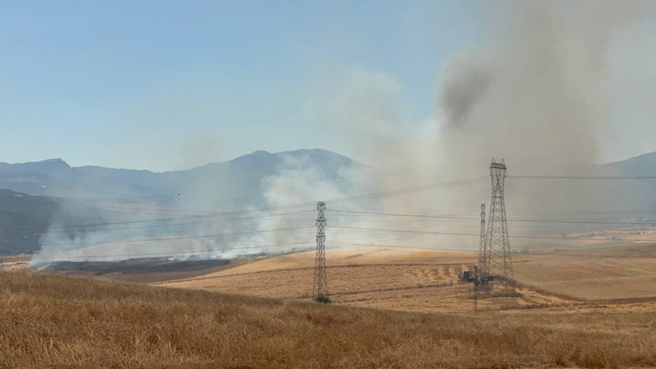 Safranbolu’daki anız yangını kontrol altına alındı 7 safranboludaki aniz yangini kontrol altina alindi 3 FdfzLTFv