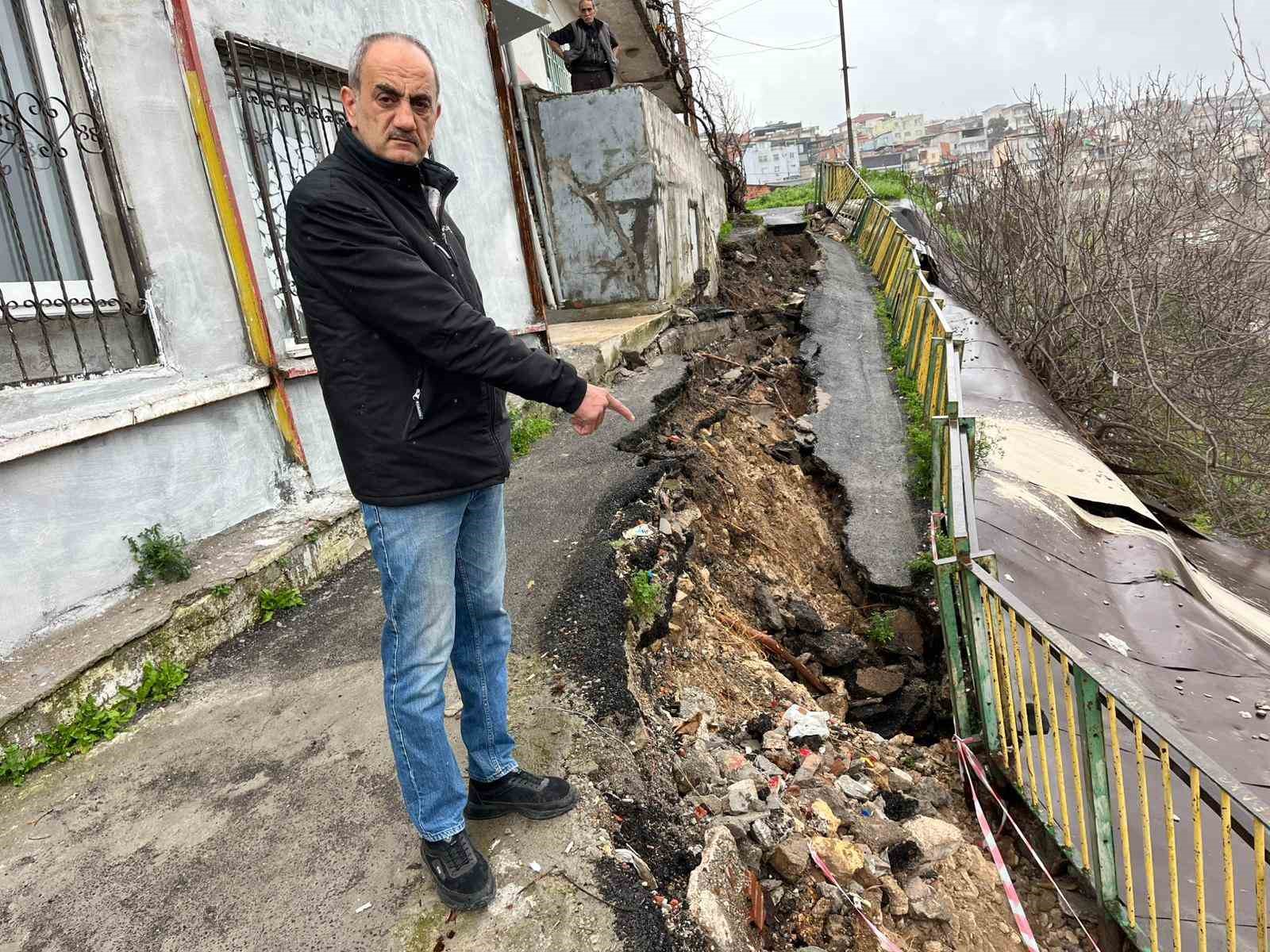 saganak sonrasi yol coktu mahalleyi endise kapladi 4 SChdCrKY