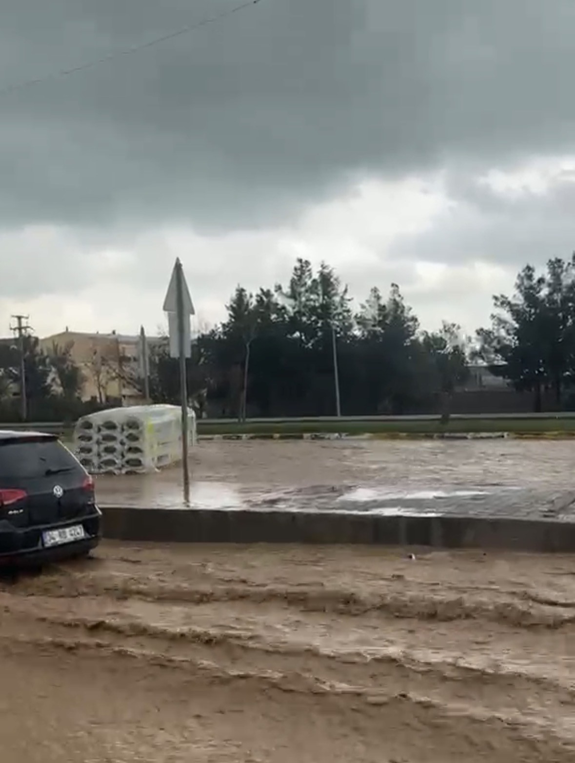saganak yagis mardinde hayati olumsuz etkiledi 1 RzAeyO9P