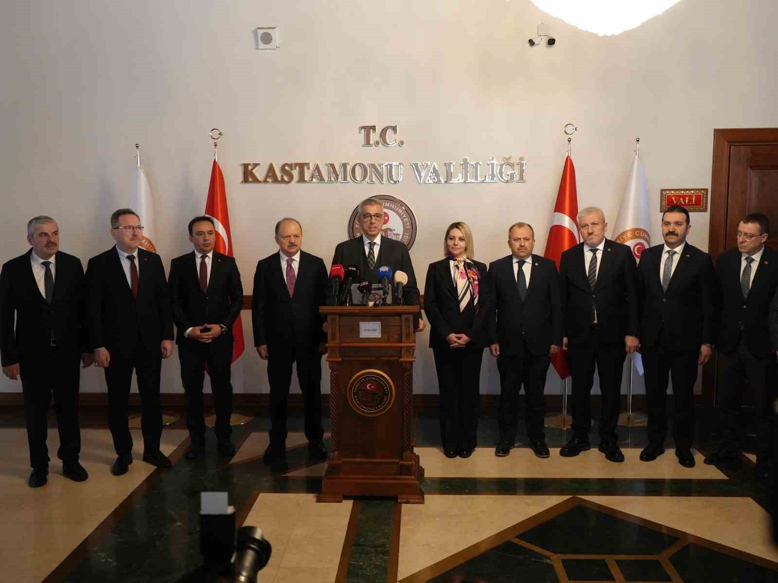 Sağlık Bakanı Kemal Memişoğlu: "Türkiye sağlık teknolojisini üreten, kendi ilacını, molekülünü üreten bir ülke haline gelme yolunda" 6 saglik bakani kemal memisoglu turkiye saglik teknolojisini ureten kendi ilacini molekulunu ureten bir ulke VE1RgTnQ