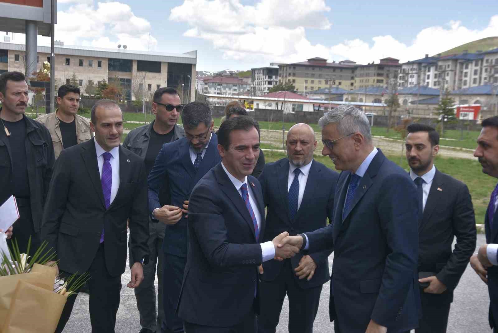 saglik bakani memisoglu bitlisten baska ile hasta gitmesini engelleyecek sekilde butun planlamalarimizi yapacagiz 5