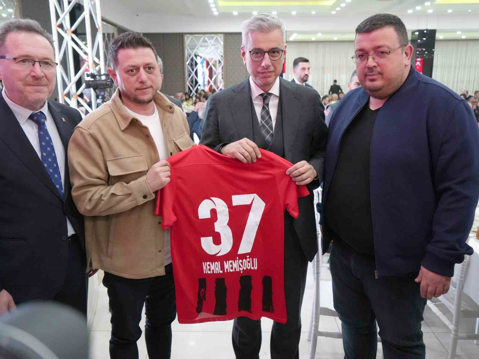 saglik bakani memisoglu bugun turkiye saglikta bolgesinde referans gosterilen bir ulkedir 1 YdZ9hhMj