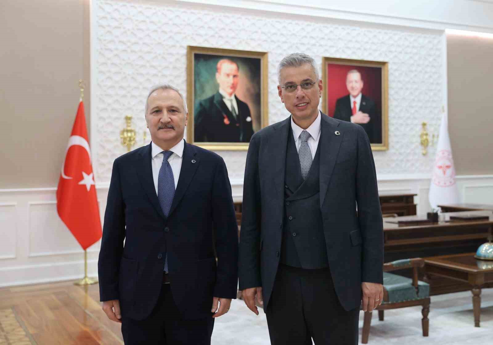 saglik bakani memisoglu mhp genel baskan yardimcisi yurdakulu kabul etti 0 64YXk8PQ