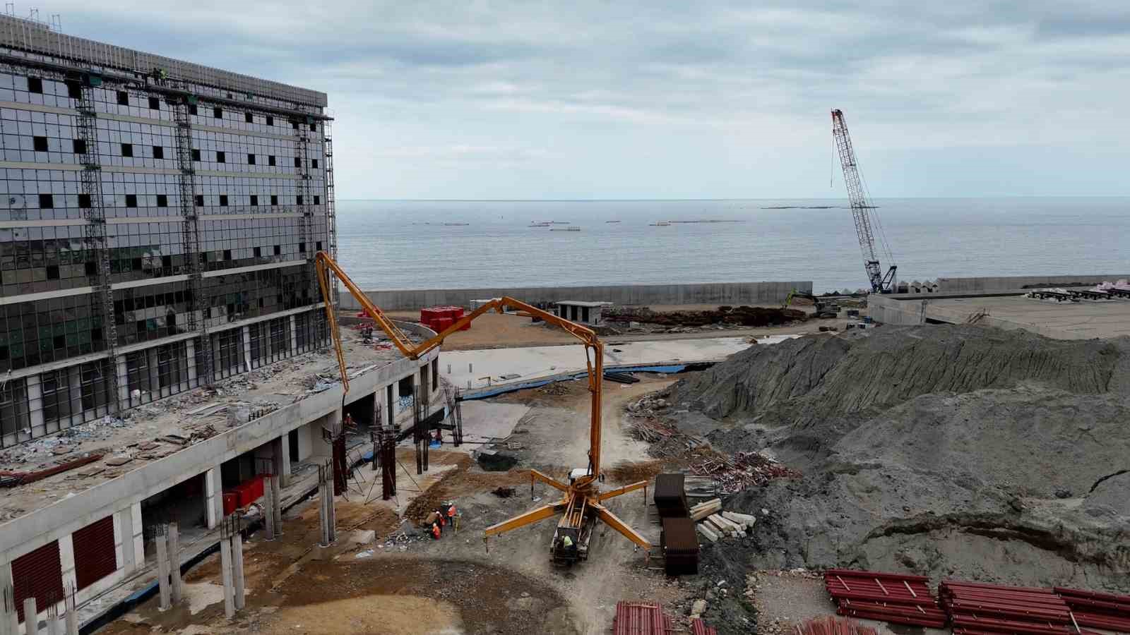 Sağlık Bakanı Memişoğlu: "Rize Şehir Hastanesi 2027 yılında hizmete girecek" 6 saglik bakani memisoglu rize sehir hastanesi 2027 yilinda hizmete girecek 2 bhlEsZYK