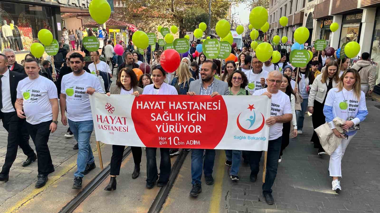 saglik calisanlari diyabete dikkat cekmek icin yurudu 2 JnLc8Ljq