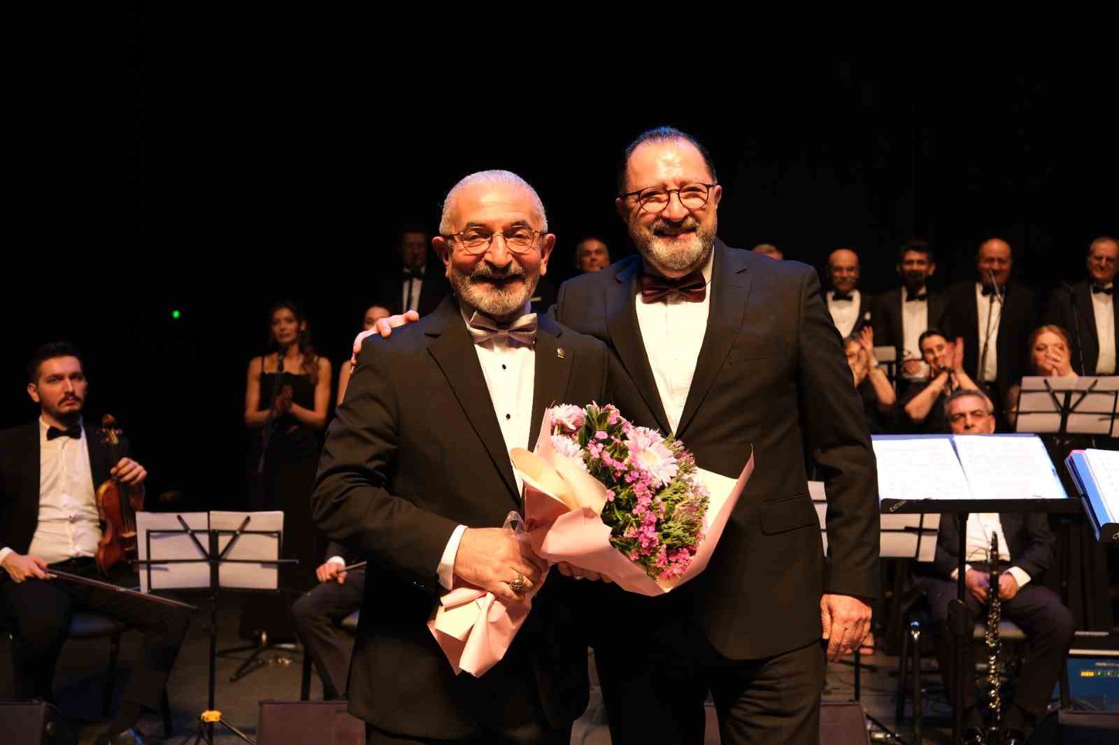 saglik calisanlarindan bursali sanatseverlere unutulmaz konser 4 nh1DTEgt