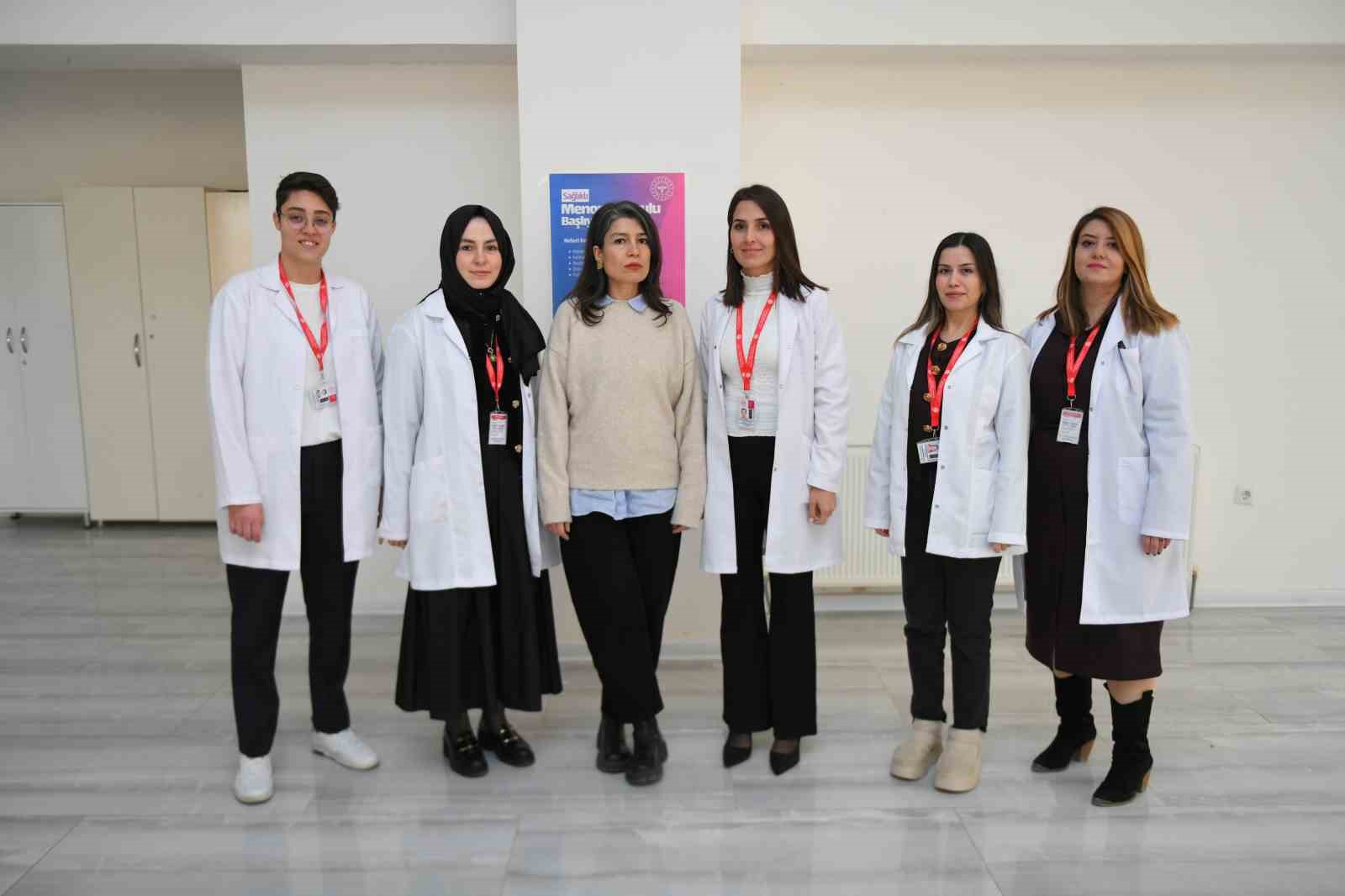 saglikli menopoz okullarinda ucretsiz egitimler veriliyor 2 Y7eBi14Y