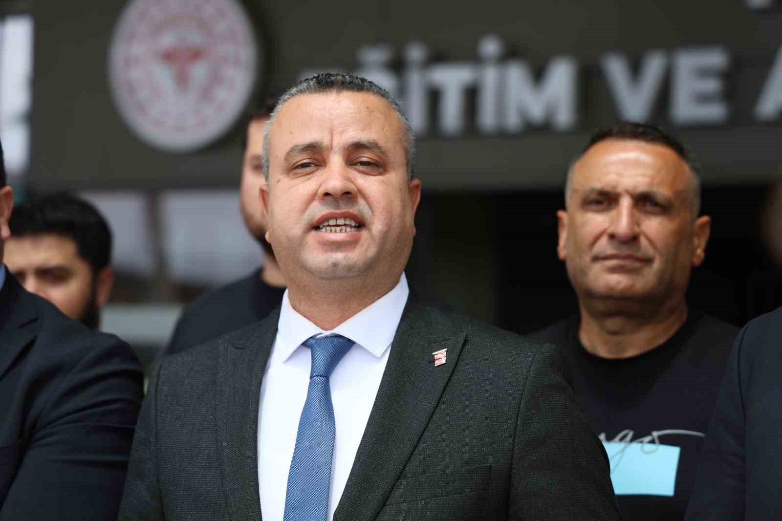 saglikta sahte imza iddiasini genc saglik sendikasi yargiya tasidi 2 LRMdY1Nk