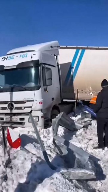 sahara gecidinde buzlanma kazaya neden oldu 0 4pjEHwM5