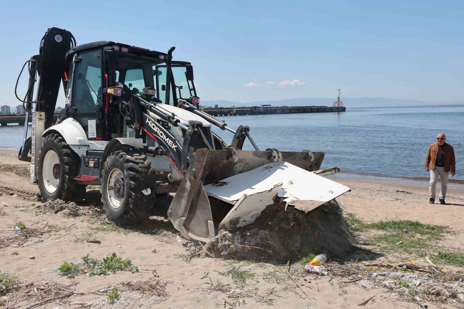 sahili temizlemeye indiler gordukleri manzara aci tabloyu ozetledi 8 i5QWBlOp
