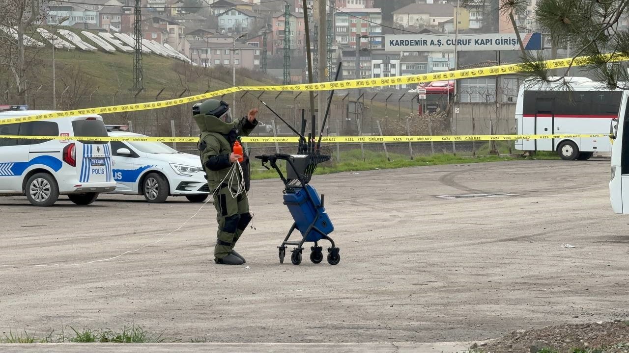sahipsiz valiz polisi harekete gecirdi 0 SAKnBu2Z