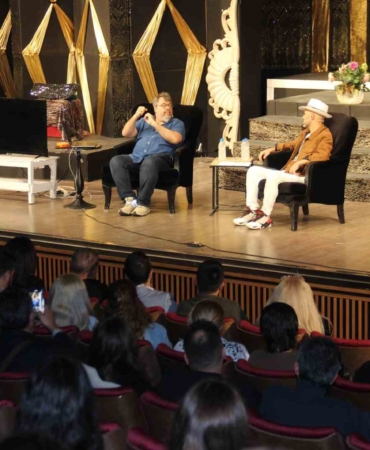 sahne-tozu-tiyatrosu-actor-clubdan-uluslararasi-etkinlik-LNLkpQsL.jpg