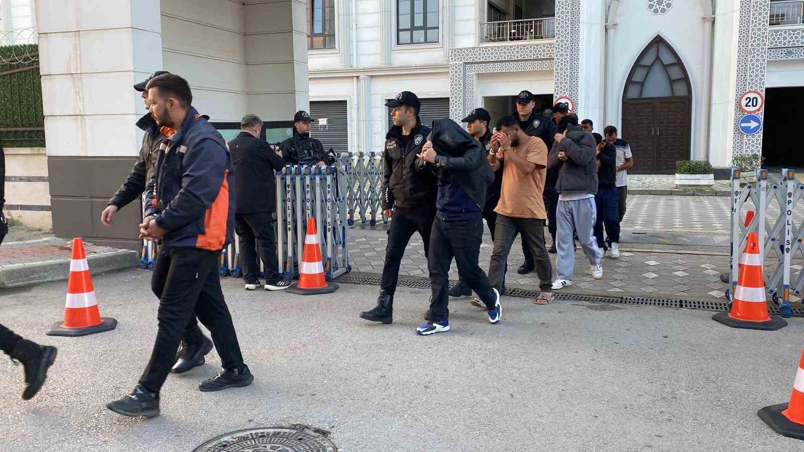 sahte bungalov cetesine dev operasyon hesaplarinda 35 milyon tl hareketlilik tespit edildi 4