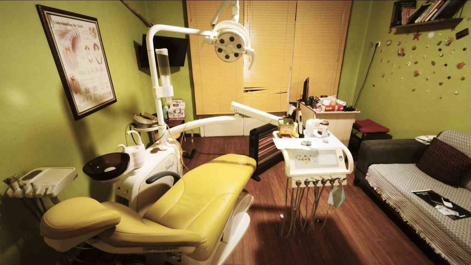 Sahte dişçi mahalleliyi şok etti: "Memnunduk ama doktor değilmiş" 7 sahte disci mahalleliyi sok etti memnunduk ama doktor degilmis 3 WQJUCHsC