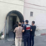 sahte-evrakla-milyonluk-vurgun-girisimine-sucustu-baskin-4-tutuklama-QzdmllFN.jpg