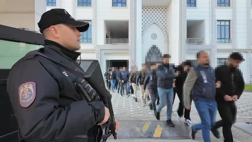 sahte ilan ve oltalama yontemiyle dolandiricilik yapan 21 supheli tutuklandi 0 XWYnn5Zc