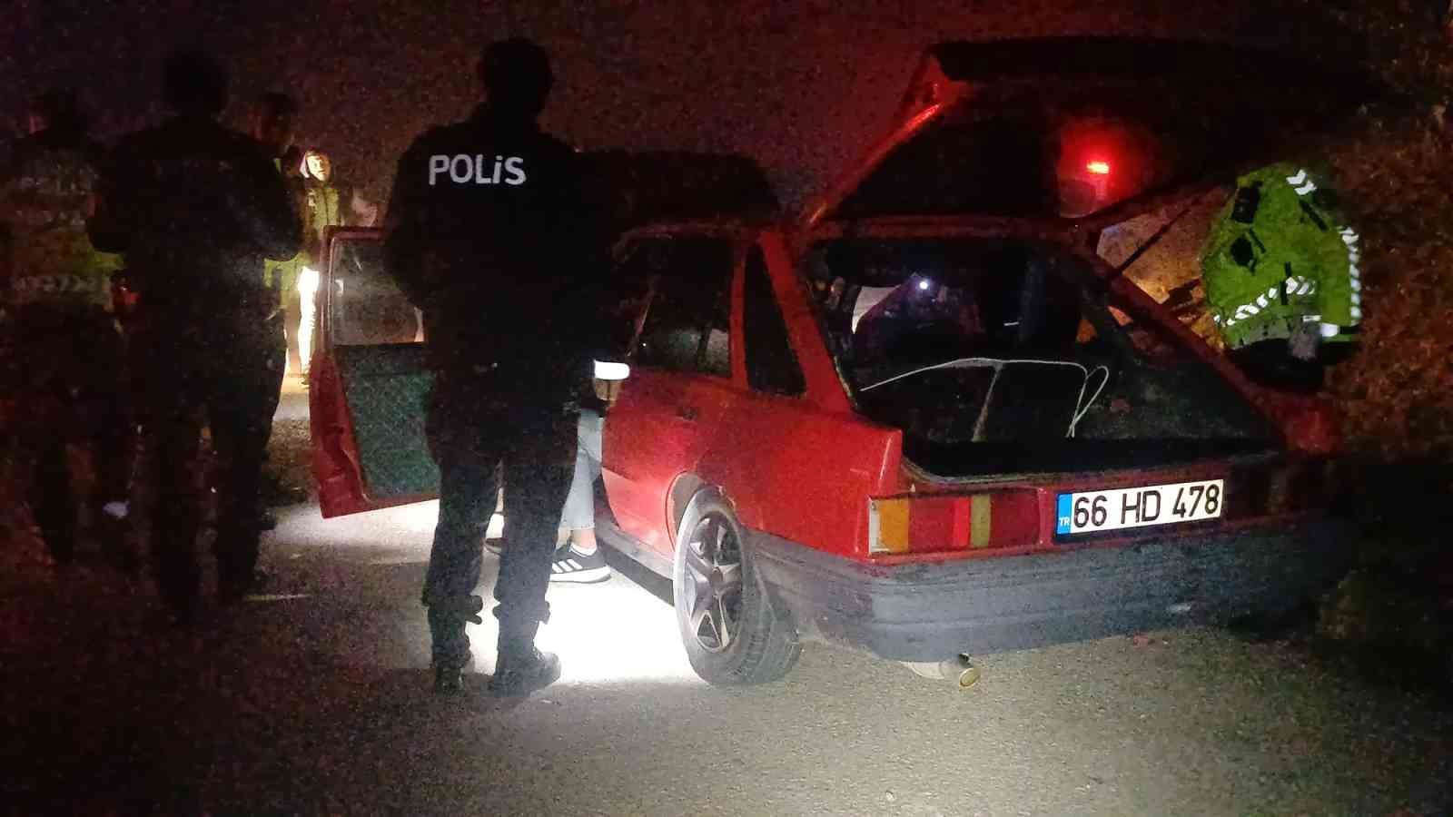 Sahte plakalı otomobil PTS kamerasına takıldı: Ön uyuşturucu testi pozitif çıkan ehliyetsiz sürücüye ceza yağdı 4 sahte plakali otomobil pts kamerasina takildi on uyusturucu testi pozitif cikan ehliyetsiz surucuye ceza OYC2KNli