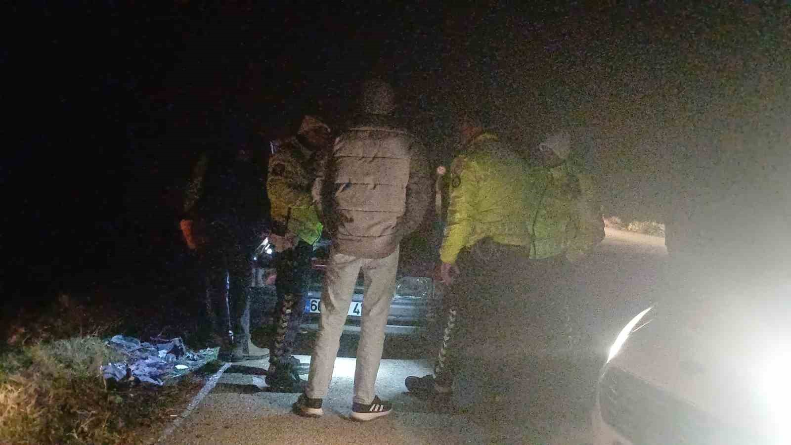 Sahte plakalı otomobil PTS kamerasına takıldı: Ön uyuşturucu testi pozitif çıkan ehliyetsiz sürücüye ceza yağdı 8 sahte plakali otomobil pts kamerasina takildi on uyusturucu testi pozitif cikan ehliyetsiz surucuye ceza hppcaawG
