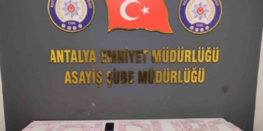 sahte-polisten-1-milyon-liralik-ziynet-esyasi-vurgunu-xiKtFktY.jpg