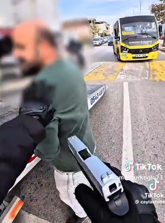 sahte trafik baskinini sosyal medyada paylasan 4 kisi gozaltinda 0 EnjJJTwa