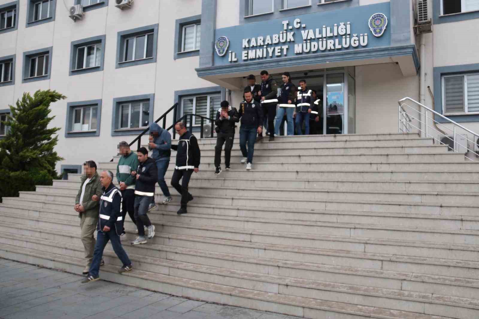 sahte yatirim vaadiyle dolandiricilik yapan cete cokertildi 18 tutuklama 2 YtQ4rSyK