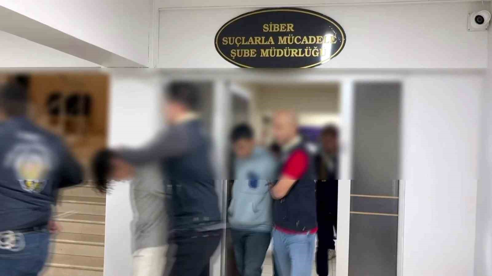 Sakarya merkezli 36 ilde ’Çevrimiçi Çocuk Müstehcenliği’ operasyonu: 86 gözaltı 4 sakarya merkezli 36 ilde cevrimici cocuk mustehcenligi operasyonu 86 gozalti 0