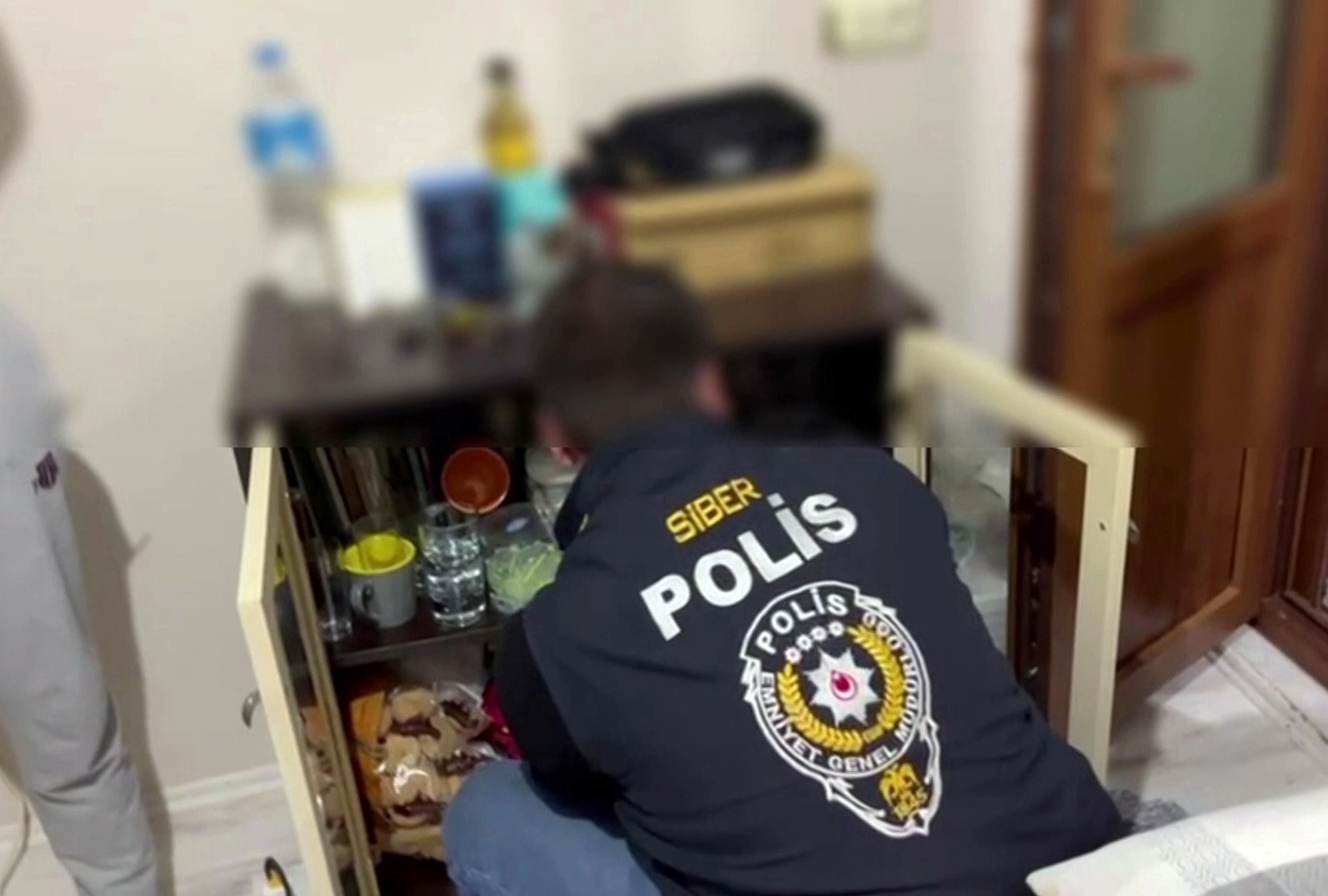 Sakarya merkezli 36 ilde ’Çevrimiçi Çocuk Müstehcenliği’ operasyonu: 86 gözaltı 6 sakarya merkezli 36 ilde cevrimici cocuk mustehcenligi operasyonu 86 gozalti 2 sAN9PA3L