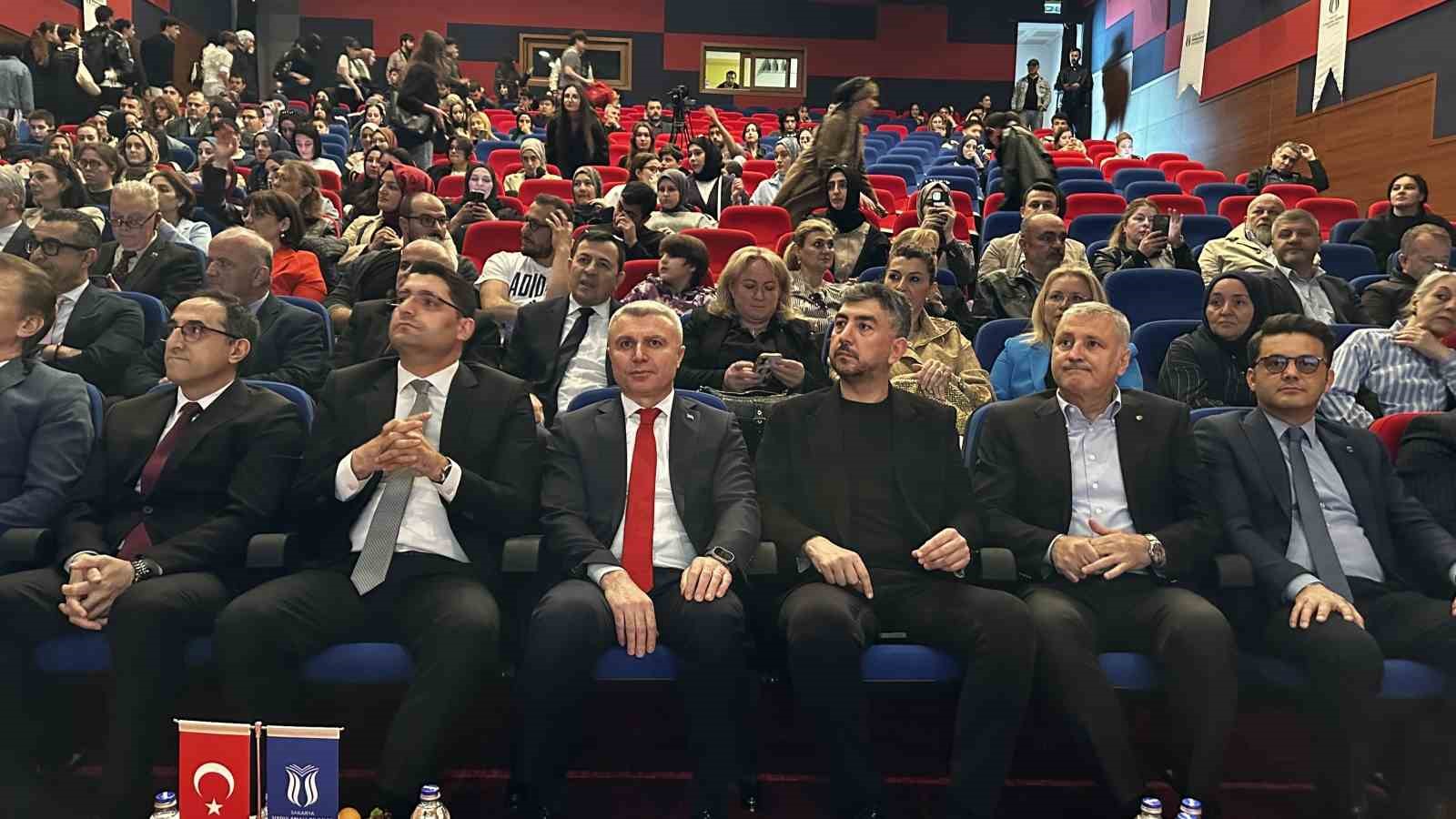 Sakarya turizmde hedeflerini büyütüyor: 2025’te 1,6 milyon turisti ağırladı 7 sakarya turizmde hedeflerini buyutuyor 2025te 16 milyon turisti agirladi 3 Xnw9zWJD