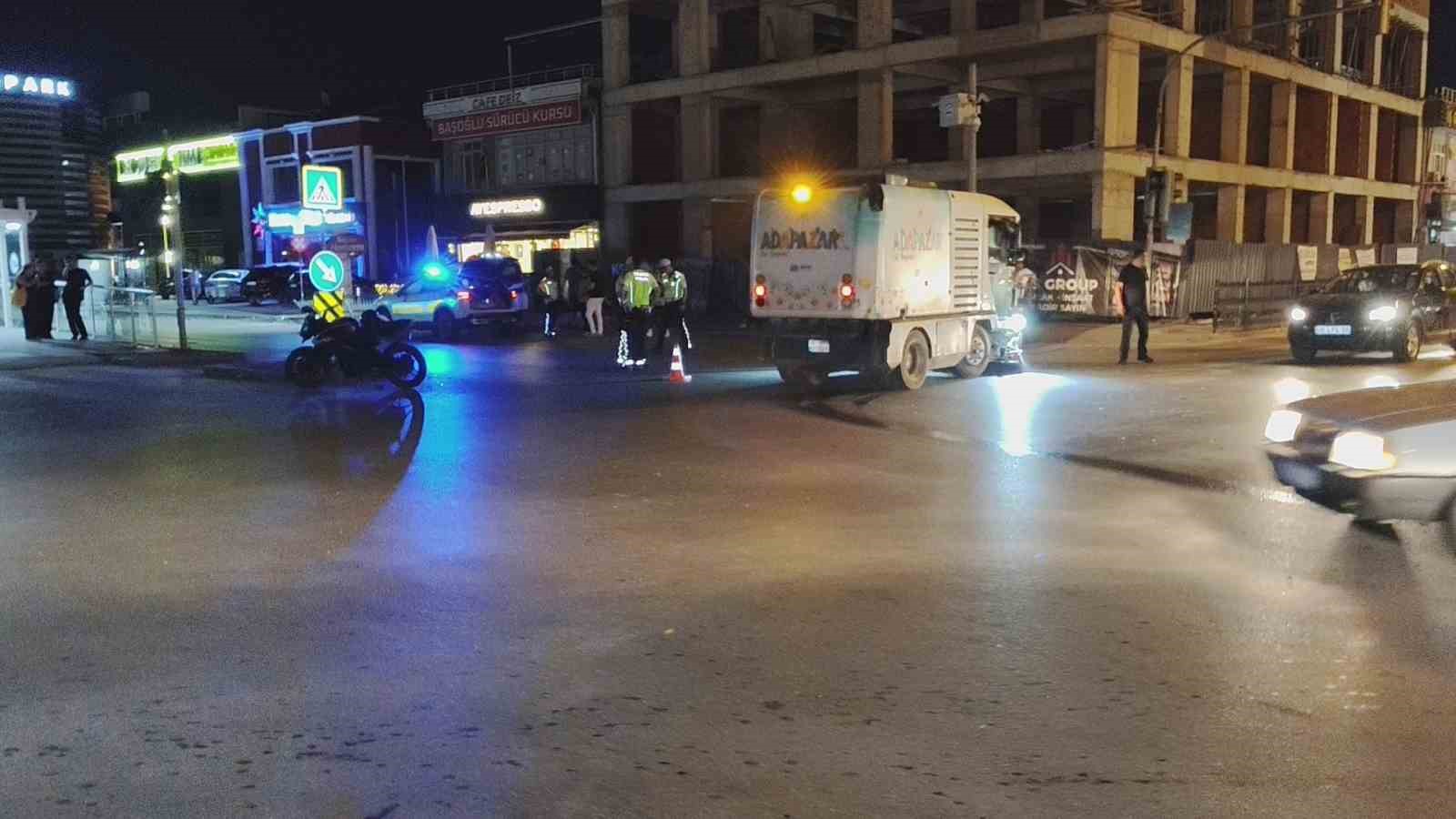 sakaryada 1 kisinin hayatini kaybettigi kaza ani guvenlik kamerasina yansidi 3 O37QkY74