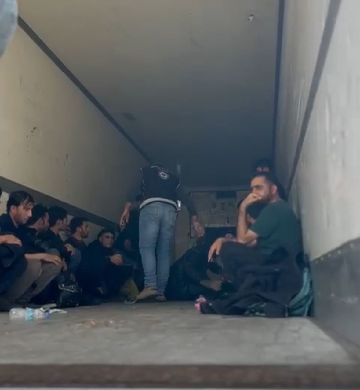 sakaryada 24 duzensiz gocmen yakalandi 2