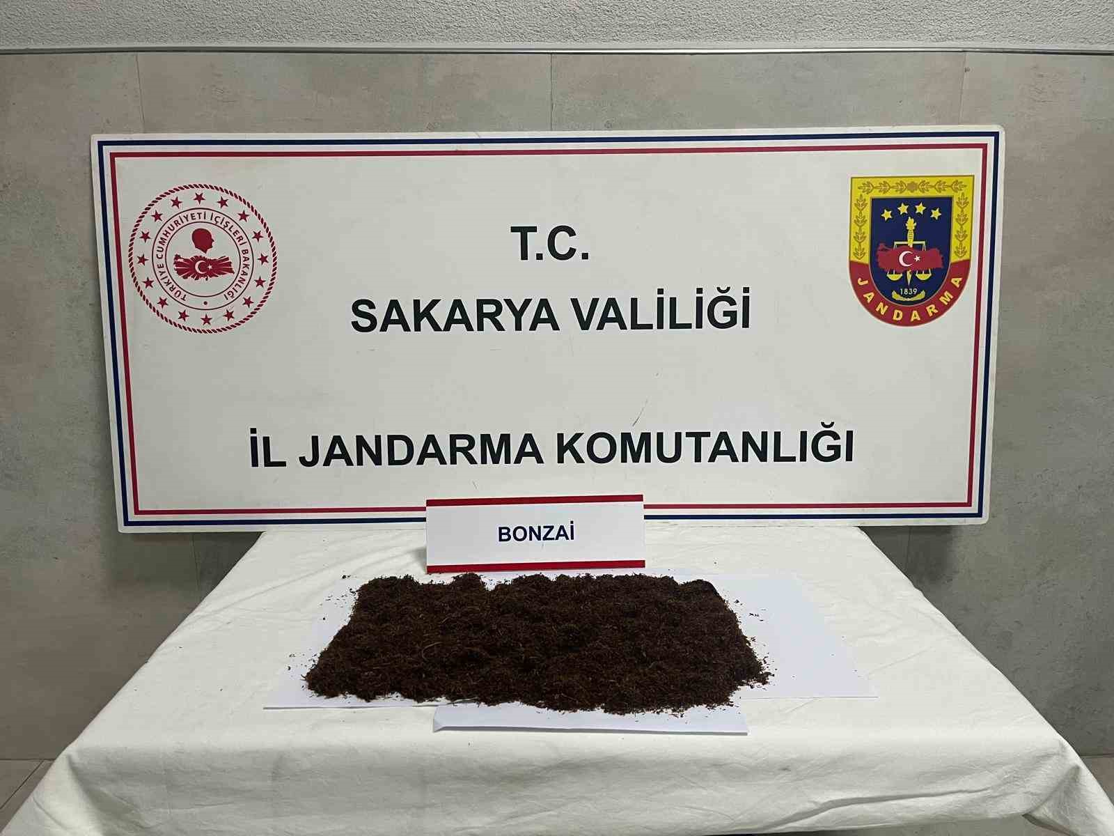 sakaryada 3 ilcede es zamanli uyusturucu operasyonu 1 4znYCBKi