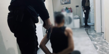sakaryada-6-adrese-es-zamanli-uyusturucu-operasyonu-4-tutuklama-49TGK97H.jpg