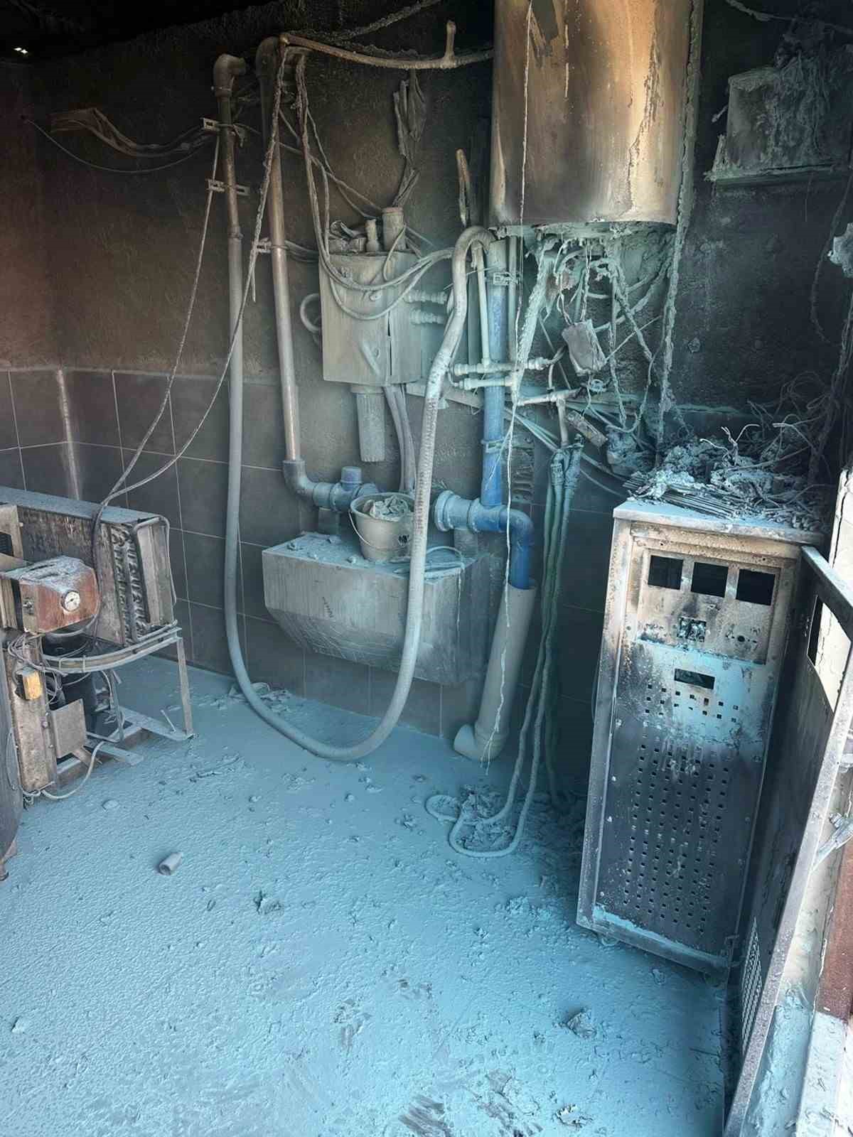 sakaryada ahirda yangin 400 bin liralik zarar meydana geldi 1 Pd2EijgJ