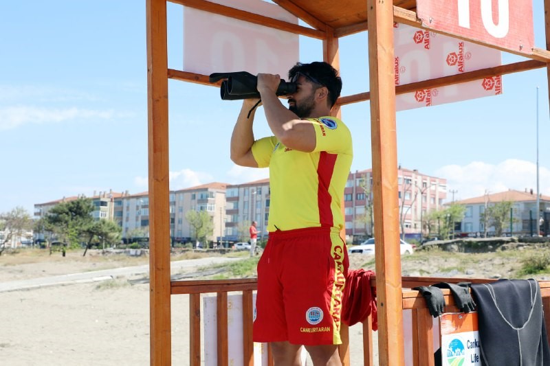 sakaryada bayramda cankurtaranlarin hayat nobeti 0 dXbJt56p