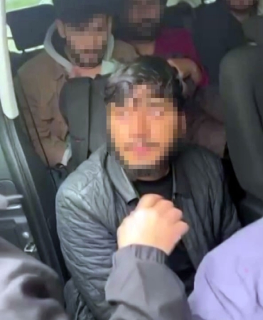 sakaryada-gocmen-kacakciligi-operasyonu-13-duzensiz-gocmen-yakalandi-6Vk9tk7c.jpg