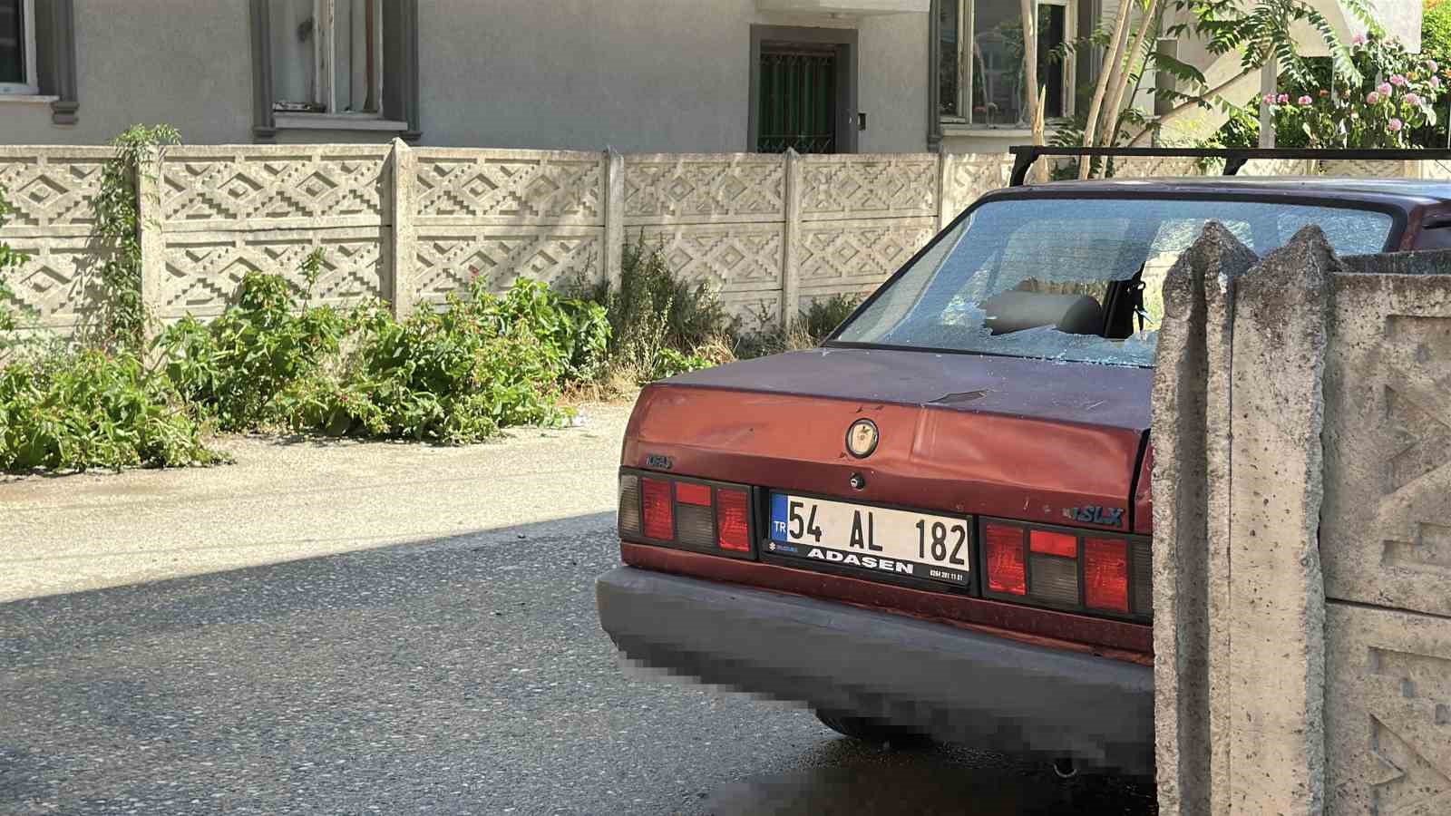 sakaryada husumetli sahislar arasinda silahli catisma 1 olu 1 yarali 2 rAIiDSKB